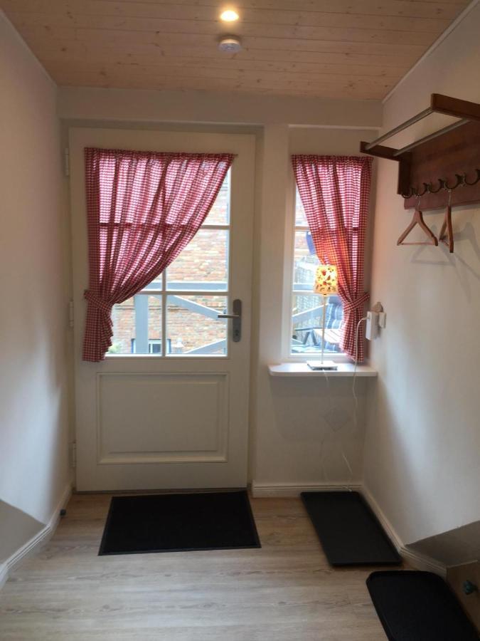 Teestuuv Apartment Husum  Bagian luar foto