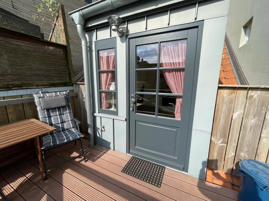 Teestuuv Apartment Husum  Bagian luar foto