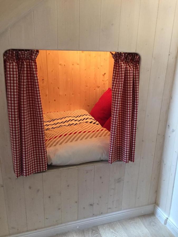 Teestuuv Apartment Husum  Bagian luar foto